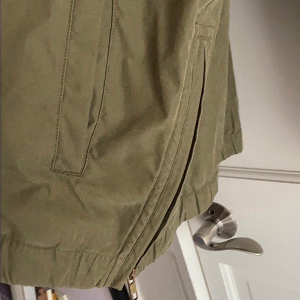 Tommy Bahama olive green jacket. - Picture 2 of 6